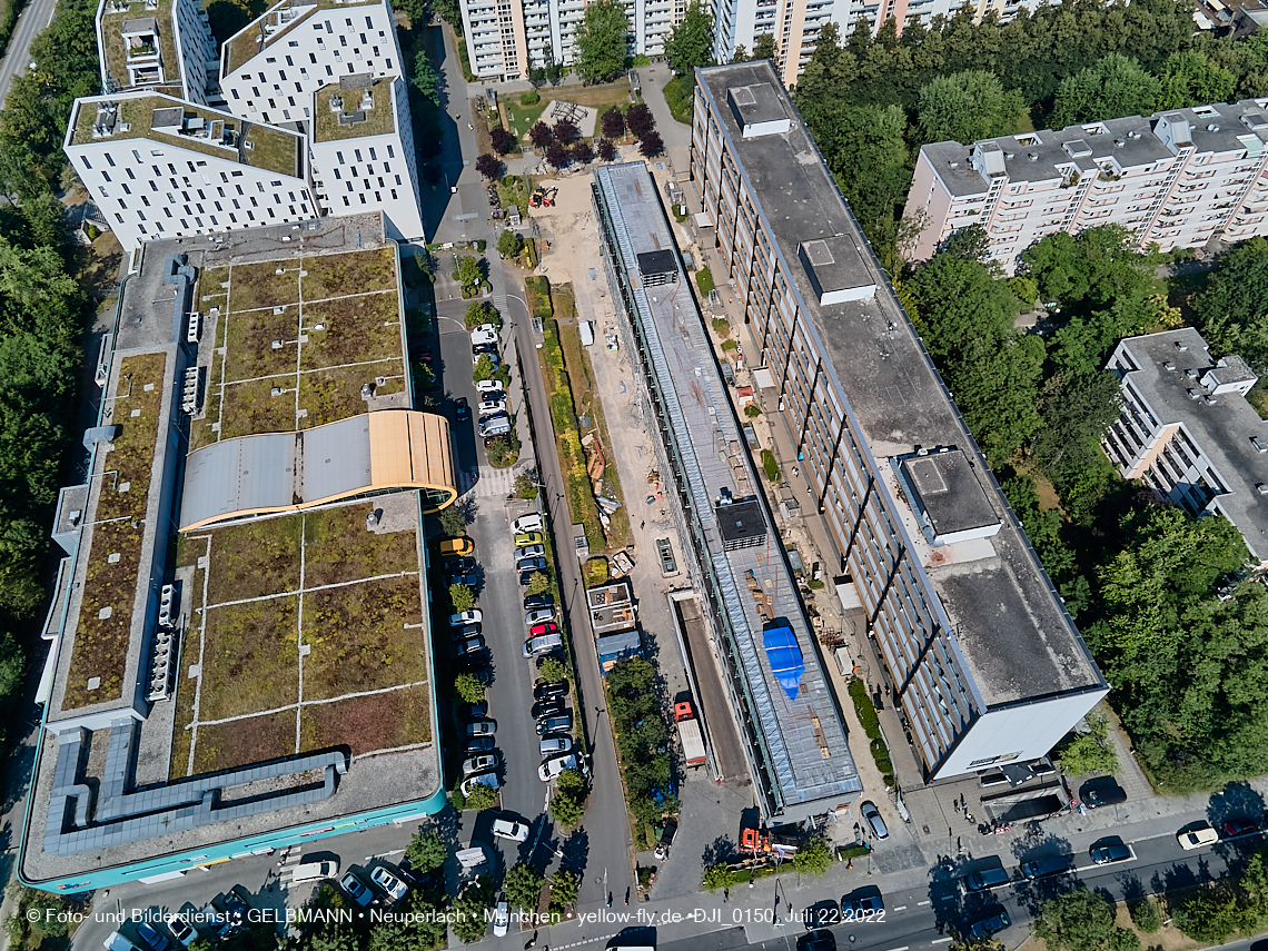 22.07.2022 - Plettzentrum und Montessori Schule in Neuperlach